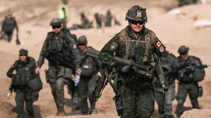 Канада відправила до України елітний спецполк