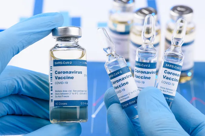 Україна отримає частину з 500 мільйонів доз вакцини Pfizer