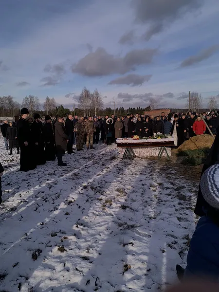 Лишилися діти та дружина: на Волині провели у засвіти захисника Віталія Згоранця