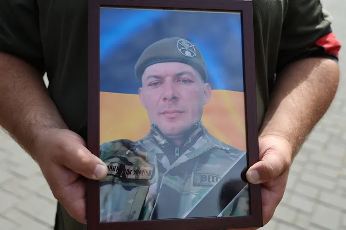 Лучани провели в останню дорогу Юрія Стельмащука та Віталія Бондарука (фото)