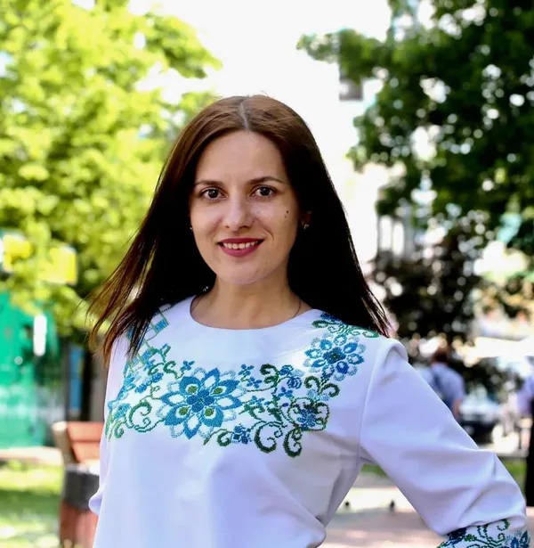 День вишиванки: відомі волиняни одягнули сорочки (фото)