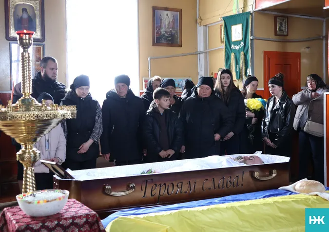 Пройшов полон і пекло АТО: на Волині попрощалися з воїном Олександром Домальчуком (фото)
