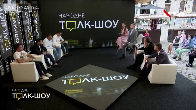 «Заручники в поганому стані, є вагітна, дитина, один поранений», – луцький терорист (аудіо)