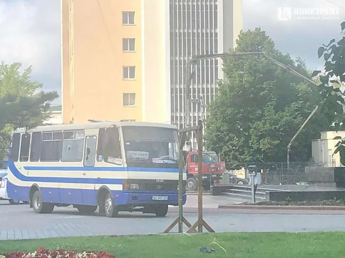 Тактична граната та силовик, перевдягнений у медика: розповіли деталі затримання луцького терориста