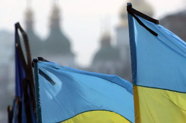 Приспущені прапори і перекриті вулиці: у Луцьку – жалобні дні