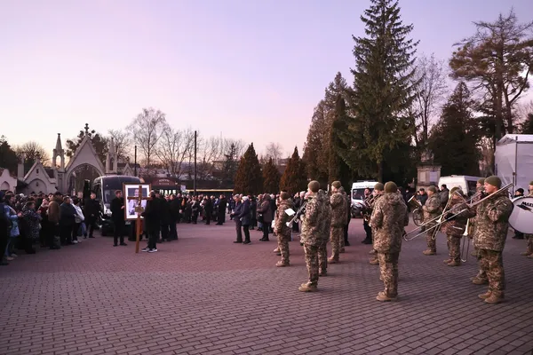 Оркестр волинських прикордонників вшанував пам'ять Степана Гіги у Львові (фото)