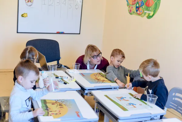Програмування, фінанси, логіка: у Луцьку в альтернативній школі «Портал»викладають кандидати наук*