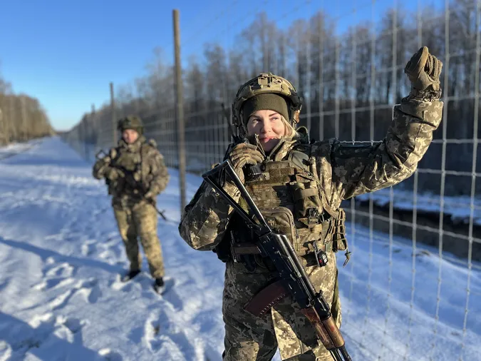 Сильні та незламні: показали фото жінок-прикордонниць Волині