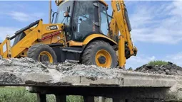 У Луцькому районі вперше за 35 років ремонтують міст через річку (схема об'їзду)