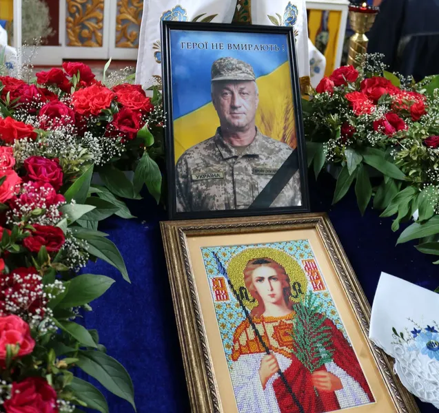На Волині провели в останню земну дорогу Захисника Ігоря Андрійчука (фото)