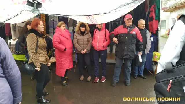 Що горіло на Центральному ринку Луцька (фото)