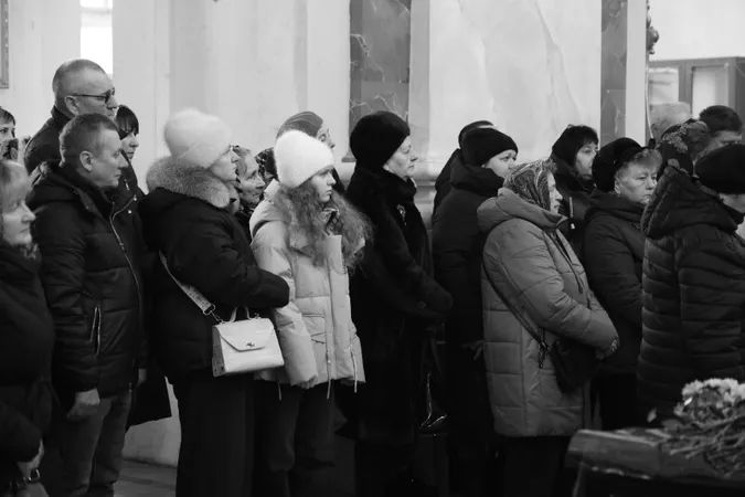 У Луцьку попрощалися з загиблим на Донеччині захисником Олександром Скрипчуком