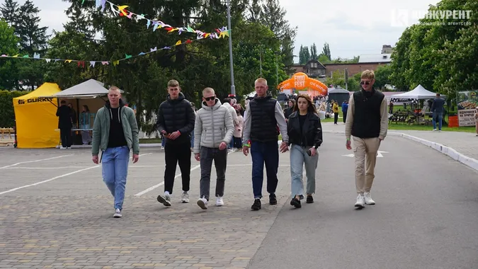 Як минув перший день ювілейного Food Fest у Луцьку (фото)