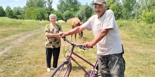 14 соток городу, корова Кнопка і двоє синів на війні: історія родини з Волині (фото)