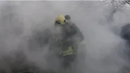 У Володимирі горіла господарська споруда (відео)
