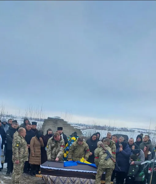 На Волині попрощалися із загиблим воїном Андрієм Мисливчуком (фото)