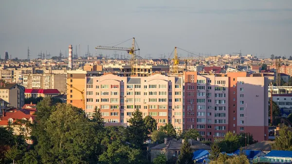 Як виглядає Луцьк із дахів багатоповерхівок (фото)