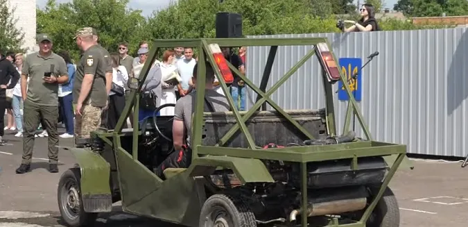 Баггі з «Таврії»: як луцькі студенти самі зробили авто для ЗСУ (відео)