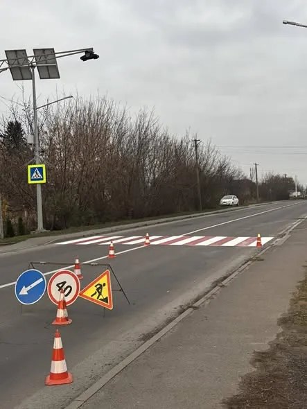 Знаки, розмітка, бар’єрне огородження: на Волині перевірили дороги (фото)
