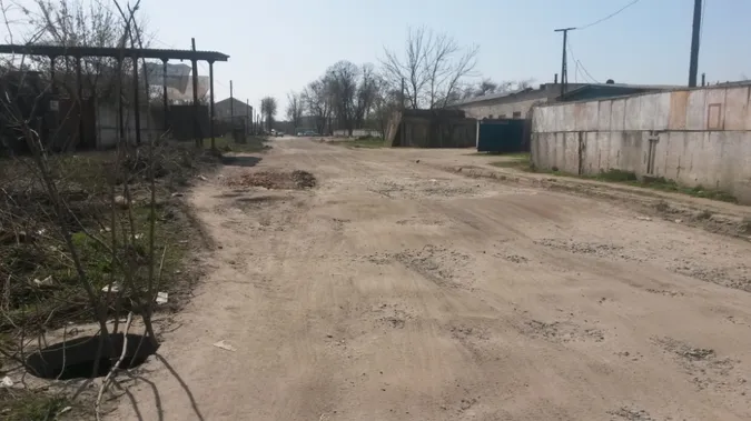 Вулицю Лідавську хочуть відремонтувати за допомогою підприємств