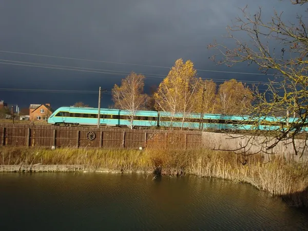 Із Ковеля до Львова курсує експрес-потяг 