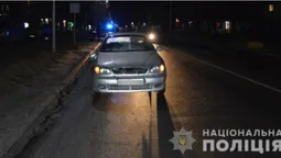 У Володимирі авто збило двох пішоходів на переході (фото, відео)