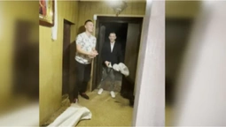 На Волині щедрувальники висипали два мішки зерна (відео)