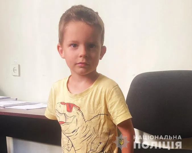 У Луцьку знайшли маленького хлопчика – встановлюють батьків (фото)