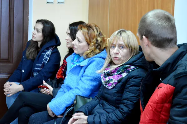 Лучани «штурмували» управління транспорту через проблеми з маршрутками (фото)