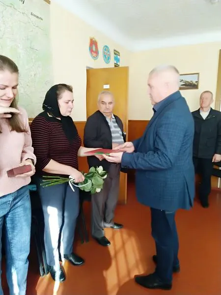 Вдові загиблого волинянина передали посмертний орден чоловіка (фото)