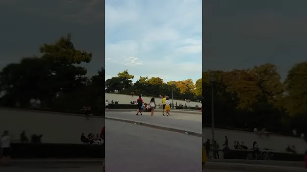 Волинянин велосипедом поїхав у Париж (відео)