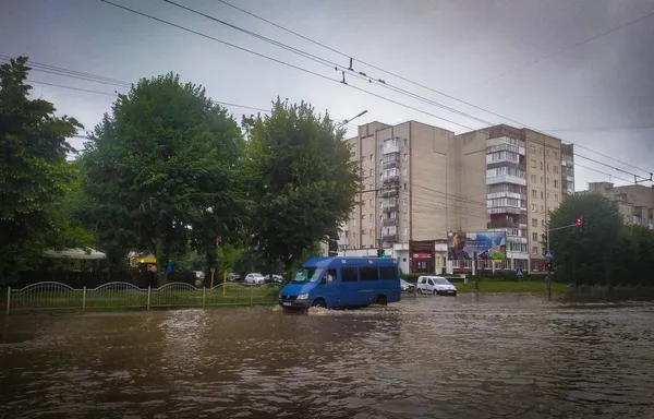 31 липня 2022 року