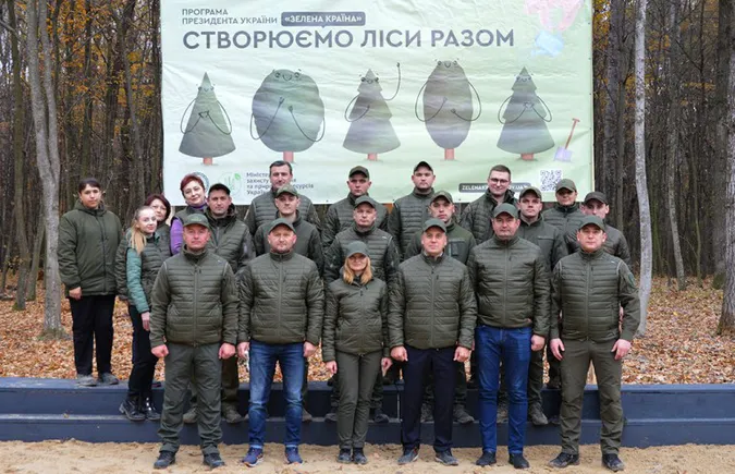 На Волині висадили тисячі дубів та сосен (фото)
