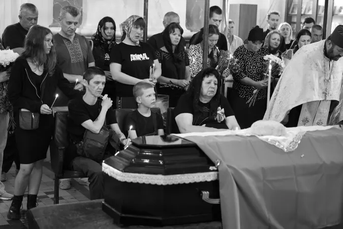 У Луцьку попрощалися із загиблим на Донеччині Миколою Сищиком (фото)