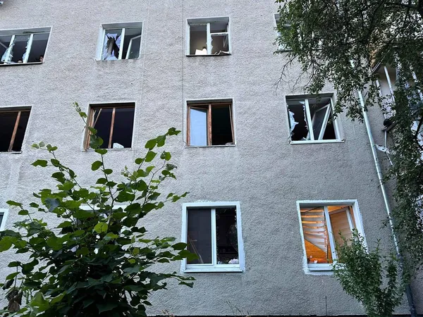 Показали наслідки нічного удару по Івано-Франківську (фото)