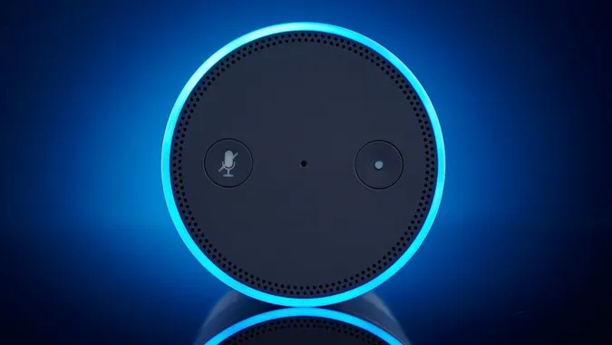 Голосова помічниця Alexa запропонувала 10-річній дівчинці погратися з розеткою