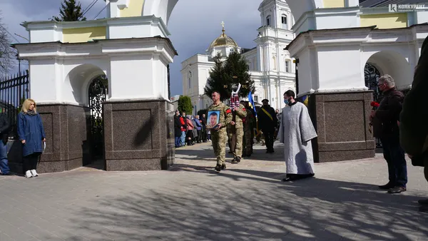 Він любив життя: у Луцьку попрощалися із захисником України Сергієм Сулимою (фото)
