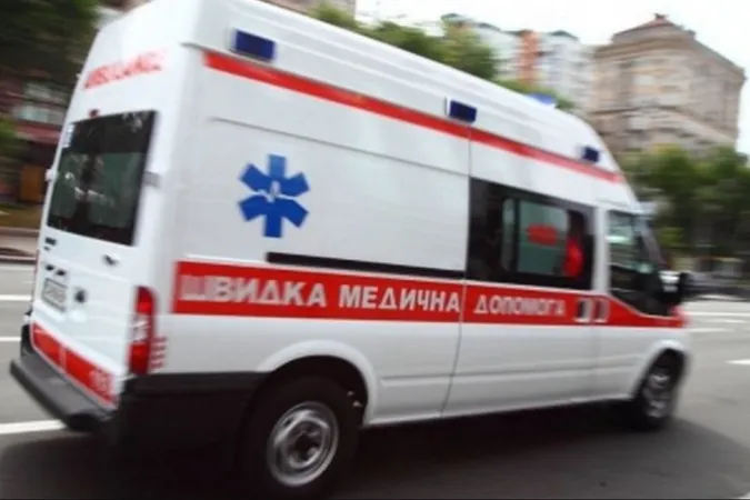 В лікарні на Волині замовчують деталі хвороби дівчинки, яка померла у «швидкій»