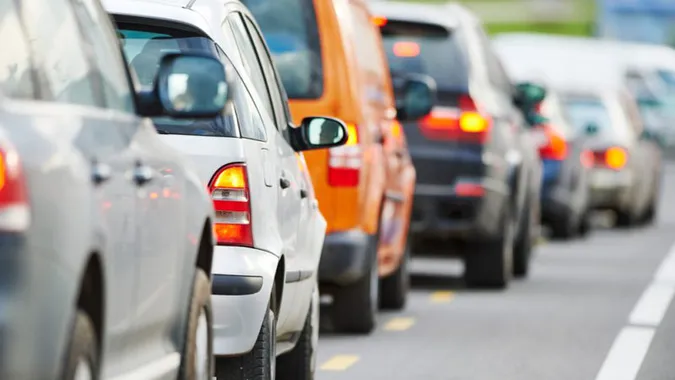 Українці розмитнили майже 14 тисяч авто на єврономерах