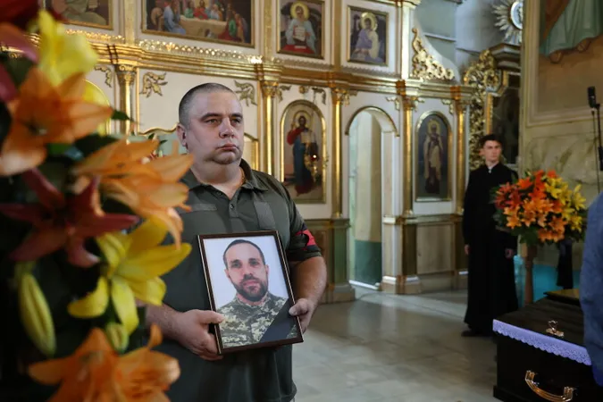 У Луцькій громаді попрощалися із загиблим Олександром Голотюком (фото)