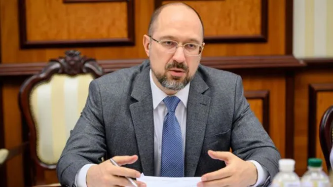 Прем'єр-міністр заявив, що через 15 років Україна не зможе виплачувати пенсії