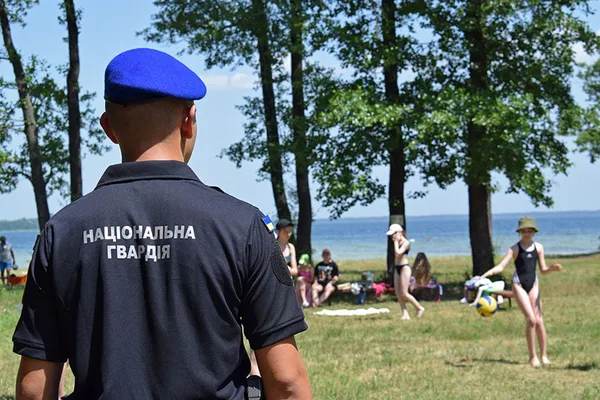 Нацгвардійці стежитимуть за порядком на Шацьких озерах (фото)