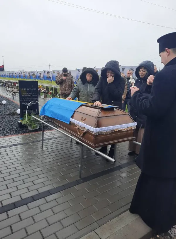 На Волині попрощалися із воїном Володимиром Баглаєм (фото)