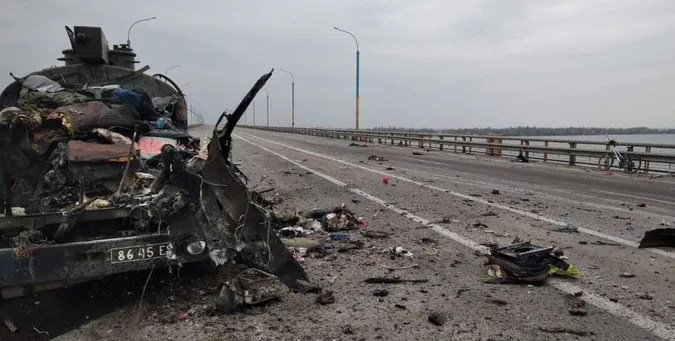 Росіяни намагаються сповільнити контрнаступ українців і відступити, – ISW