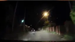 Без шолома і без номерів: Луцьком катався п'яний мопедист (відео)