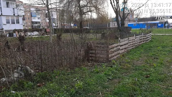 У Луцьку знесуть занедбані паркани: перелік адрес (фото)