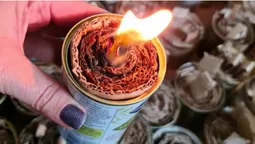 Доки не було світла, у Підгайцівській громаді робили окопні свічки на фронт (фото)