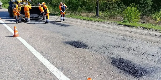 На Волині «латають» дороги державного значення (фото)