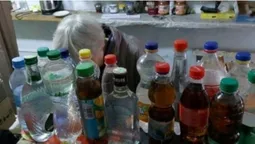 Муніципали дізналися, де у Луцьку продають «ліву» горілку (фото)