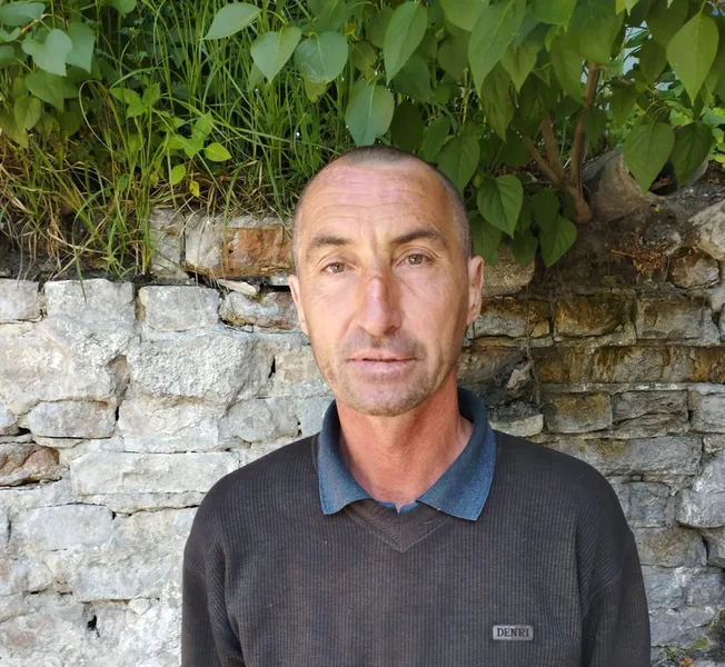 Підозрюють у злочині: розшукують 45-річного жителя Луцького району (фото)